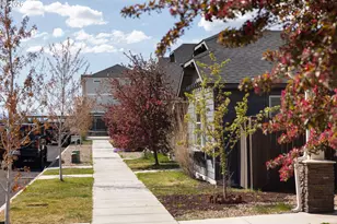 2557 NW Spruce Pl, Redmond, OR 97756 - Photo 22