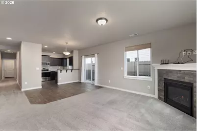 2557 NW Spruce Pl, Redmond, OR 97756 - Photo 4