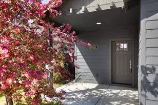 2557 NW Spruce Pl, Redmond, OR 97756 - Photo 20