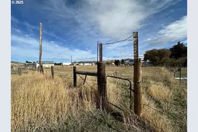 501 Blackaby St, Jordan Valley, OR 97910 - Photo 2