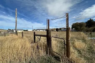 501 Blackaby St, Jordan Valley, OR 97910 - Photo 2