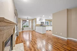 1351 NE Greenway Dr, Gresham, OR 97030 - Photo 6