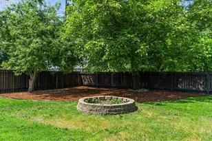 286 N 6th St, Creswell, OR 97426 - Photo 38