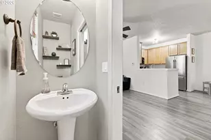 38528 Galway St, Sandy, OR 97055 - Photo 10