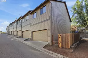 38528 Galway St, Sandy, OR 97055 - Photo 22