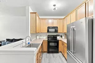38528 Galway St, Sandy, OR 97055 - Photo 6