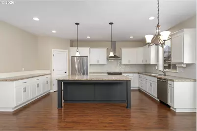 1680 NE Gardiner Dr, Estacada, OR 97023 - Photo 2