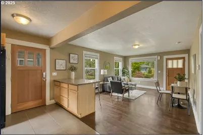 3406 NE 79th Ave, Portland, OR 97213 - Photo 4