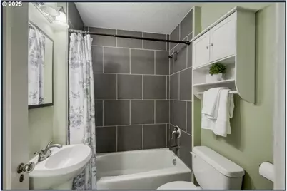 3406 NE 79th Ave, Portland, OR 97213 - Photo 10