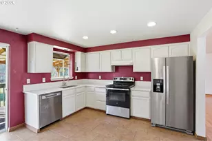 606 N Hubbard Ave, Yacolt, WA 98675 - Photo 16