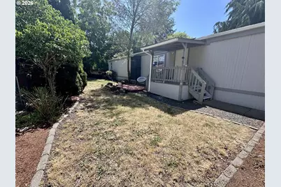 369 Lacasa St, Eugene, OR 97402 - Photo 24