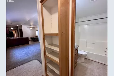 369 Lacasa St, Eugene, OR 97402 - Photo 20