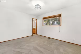 1574 SE Bush St, Hillsboro, OR 97123 - Photo 30