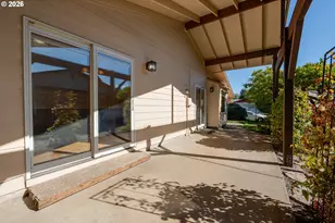 1574 SE Bush St, Hillsboro, OR 97123 - Photo 18