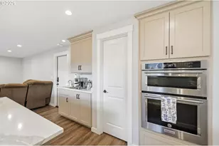 1440 Amberland Ave, Eugene, OR 97401 - Photo 10