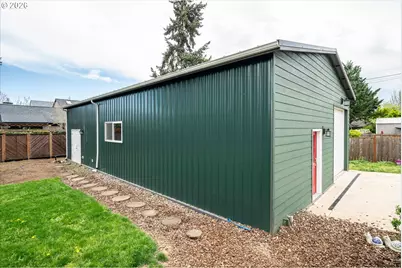 1901 Minda Dr, Eugene, OR 97401 - Photo 32