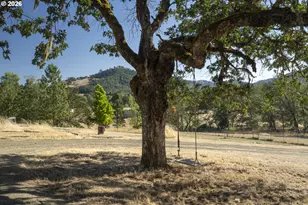 1495 Echo Dr, Roseburg, OR 97470 - Photo 42
