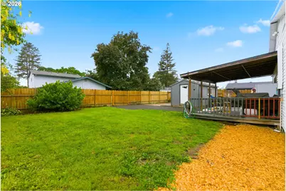915 E 1st St, Yamhill, OR 97148 - Photo 40