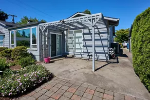 1010 Randolph Rd, Woodburn, OR 97071 - Photo 32