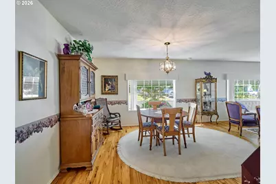 1010 Randolph Rd, Woodburn, OR 97071 - Photo 8