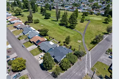 1010 Randolph Rd, Woodburn, OR 97071 - Photo 36