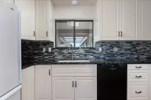 9215 Trout Pl, Gleneden Beach, OR 97388 - Photo 6