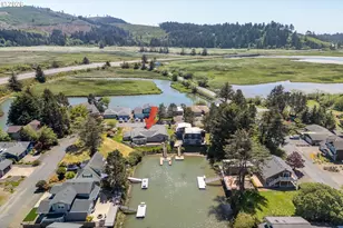 9215 Trout Pl, Gleneden Beach, OR 97388 - Photo 36