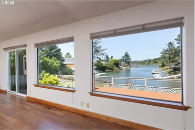 9215 Trout Pl, Gleneden Beach, OR 97388 - Photo 12