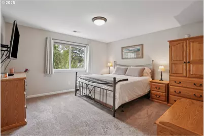 2813 SE Baker Ave, Gresham, OR 97080 - Photo 14