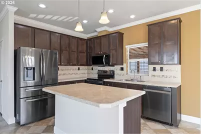 576 SW Georgetown Way #146, Beaverton, OR 97006 - Photo 6