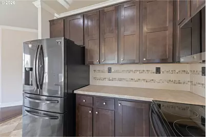 576 SW Georgetown Way #146, Beaverton, OR 97006 - Photo 8