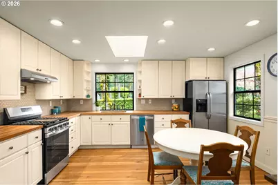 16038 Reese Rd, Lake Oswego, OR 97035 - Photo 10