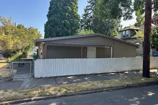 9212 N Saint Louis Ave, Portland, OR 97203 - Photo 6