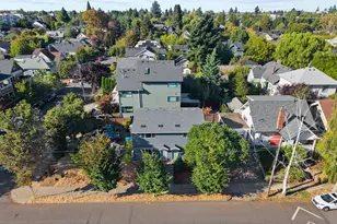 109 NE Shaver St, Portland, OR 97212 - Photo 36