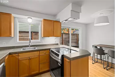 109 NE Shaver St #2, Portland, OR 97212 - Photo 18
