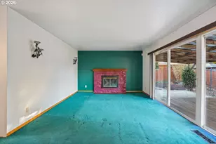 345 NE 199th Ave, Portland, OR 97230 - Photo 8