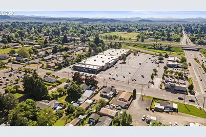 1977 Echo Hollow Rd, Eugene, OR 97402 - Photo 44