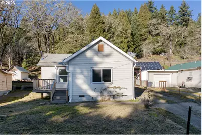 48247 E 2nd St, Oakridge, OR 97463 - Photo 4