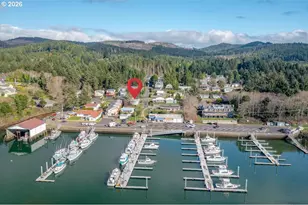 185 SE Bayview Ave, Depoe Bay, OR 97341 - Photo 24