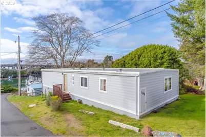 185 SE Bayview Ave, Depoe Bay, OR 97341 - Photo 4