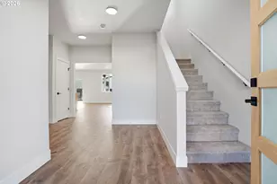 729 SE 34th St, Battle Ground, WA 98604 - Photo 6