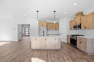 729 SE 34th St, Battle Ground, WA 98604 - Photo 14