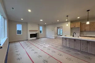 729 SE 34th St, Battle Ground, WA 98604 - Photo 4