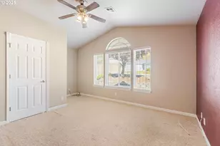1884 NE Sunset Loop Dr, Roseburg, OR 97470 - Photo 24