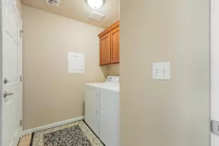 1884 NE Sunset Loop Dr, Roseburg, OR 97470 - Photo 30