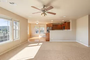 1884 NE Sunset Loop Dr, Roseburg, OR 97470 - Photo 12