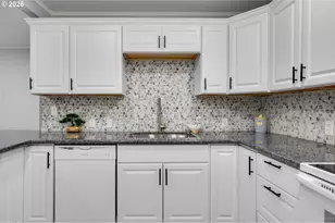 7610 SE 69th Ave, Portland, OR 97206 - Photo 8