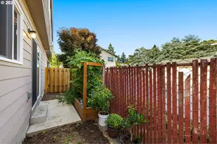 10971 SE Holgate Blvd, Portland, OR 97266 - Photo 30