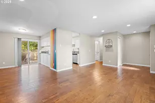 11255 SW Springwood Dr, Portland, OR 97223 - Photo 8