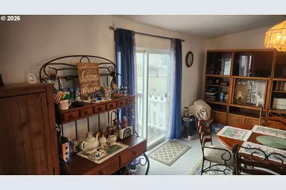 635 Crestview Dr, Reedsport, OR 97467 - Photo 16